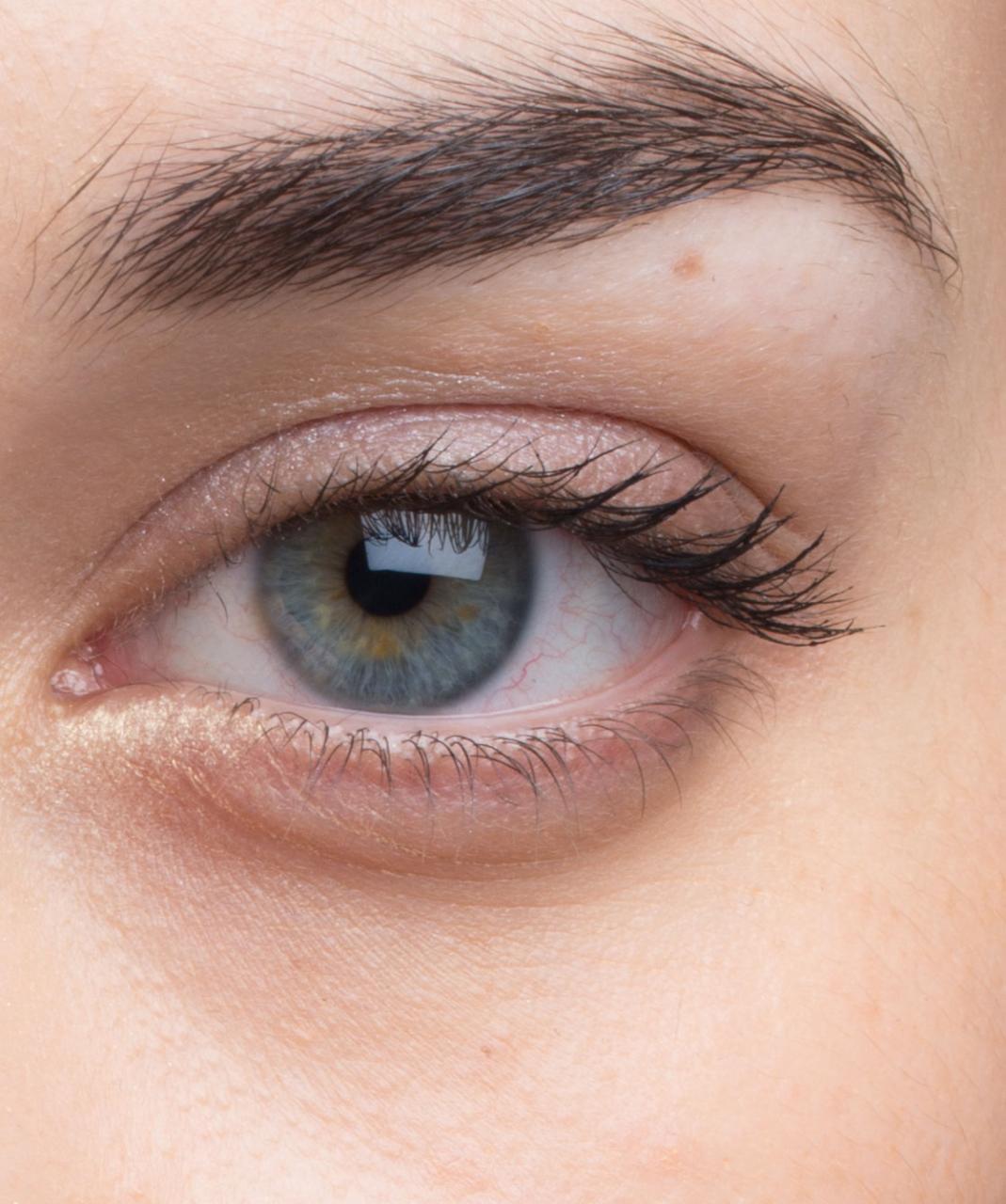 修图师BECHO (仁响老师)分享的眼部精细修图PSD分层文档 PSD文件 第1张-修图人 修图师BECHO (仁响老师)分享的眼部精细修图PSD分层文档 PSD文件 第1张